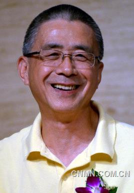 張頌?zāi)? /></p>
<p> 張頌?zāi)?nbsp; (1942.6—)浙江富陽人。擅長油畫。1964年結(jié)業(yè)于中央美術(shù)學院油畫系本科。“文革”期間就職于北京市朝陽區(qū)文化館。1978年考入中央美術(shù)學院油畫系研究生，畢業(yè)后留校任教，壁畫系副教授，曾擔任中央美術(shù)學院院長助理，因視繪畫為生命，主動放棄仕途，專心作畫。1984年到法國巴黎國立高等美術(shù)學院進修。現(xiàn)旅居加拿大。</p>
<p> </p> </div>
                    <p class=