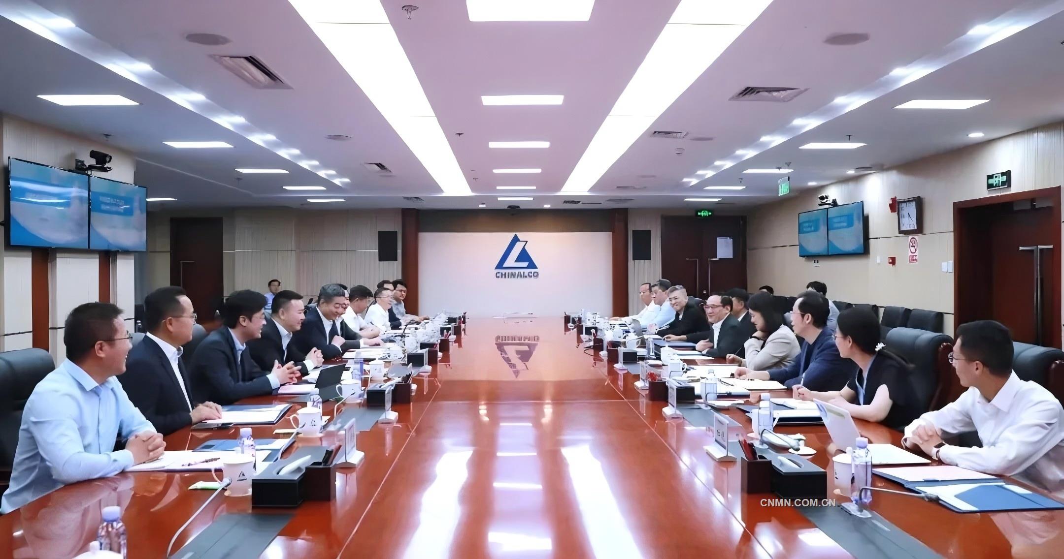 段向東會見華為公司輪值董事長胡厚崑