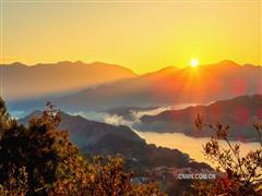 唯有熱愛(ài)可抵歲月漫長(zhǎng)